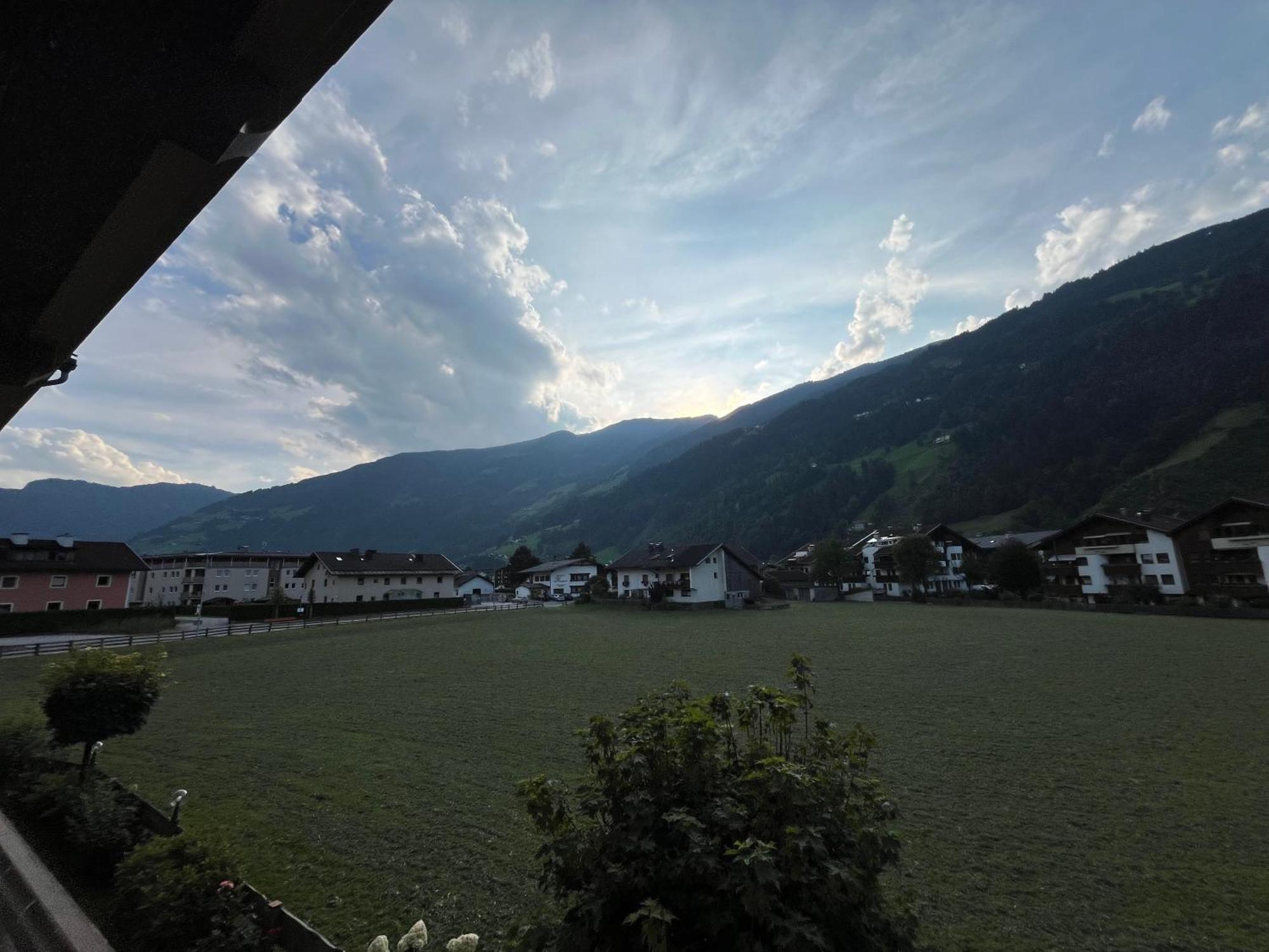 Zell Views Apartments Целль-ам-Ціллер Екстер'єр фото
