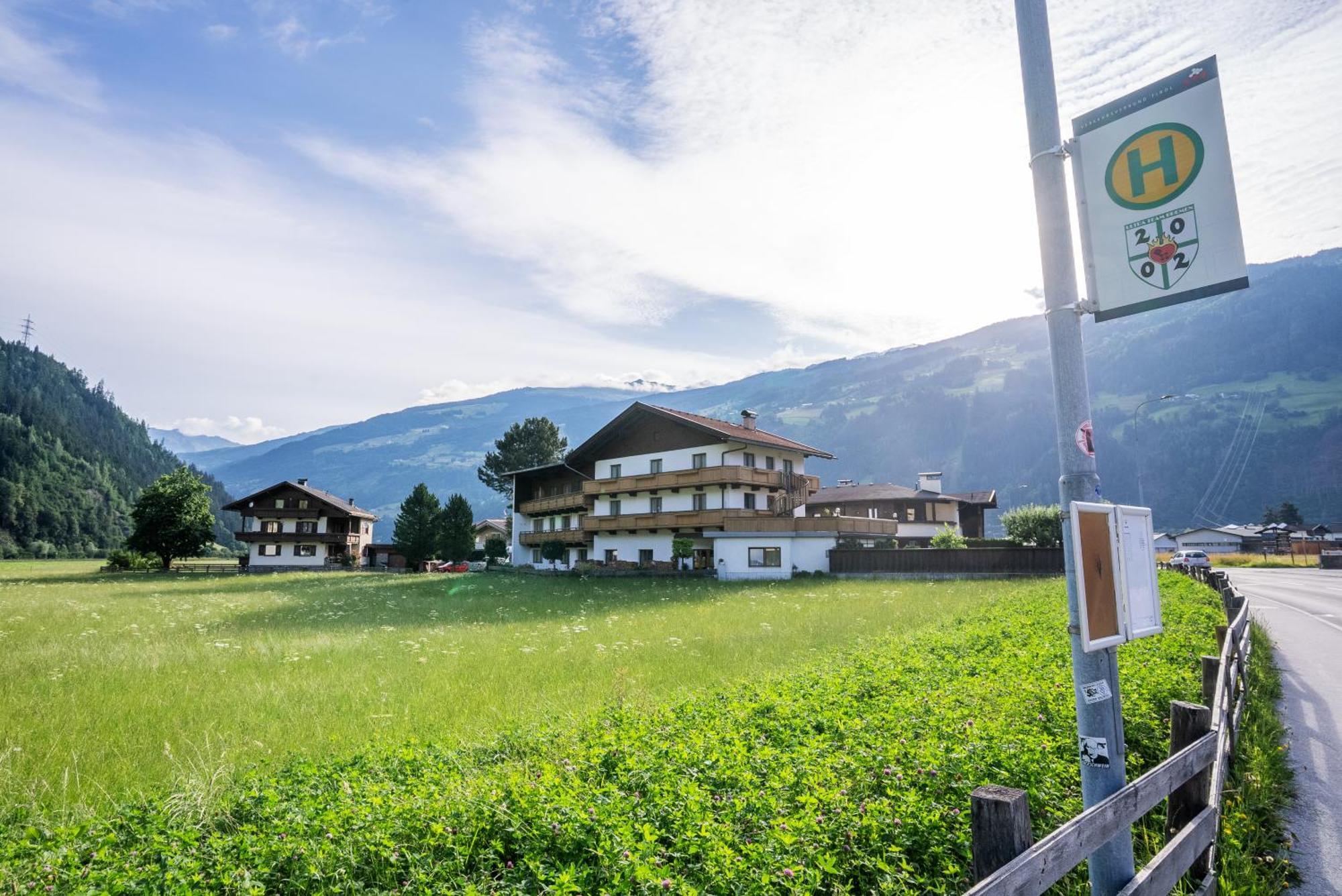 Zell Views Apartments Целль-ам-Ціллер Екстер'єр фото